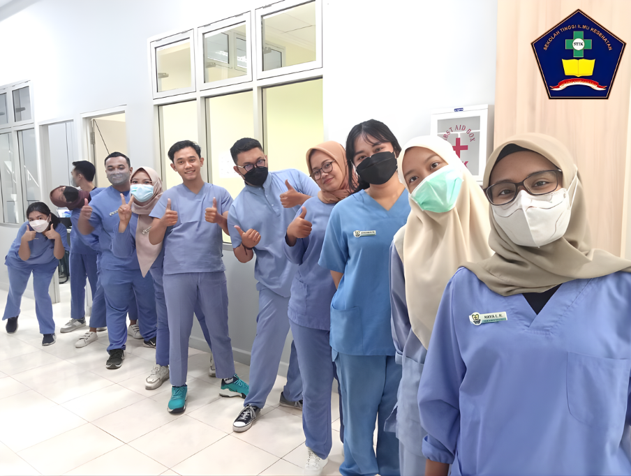 Program Studi: Peran Program Studi dalam Mencetak Tenaga Kesehatan Profesional