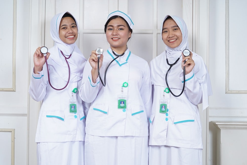 image-7 Profil Lulusan Kebidanan: Kompetensi dan Peluang Kerja Bidan Masa Kini