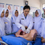 Pendidikan kebidanan profesional