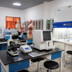 laboratorium simulasi klinis STIKES Istara alat medis canggih 2026