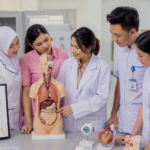 perbandingan prodi kesehatan STIKES Istara D3 dan S1