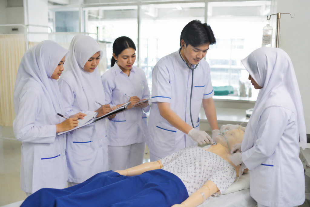 image-228-1024x683 Laboratorium Farmakologi STIKES Istara untuk Mendukung Pembelajaran Obat dan Terapi