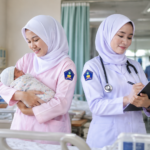 D3 Kebidanan atau S1 Keperawatan yang lebih cepat kerja setelah lulus